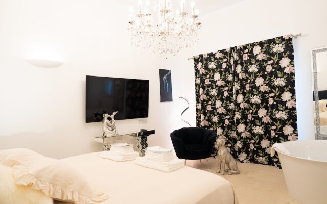 The White Knight Premium Boutique Hotel