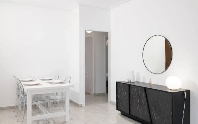 Hosting Moments Alimos Riviera Flat