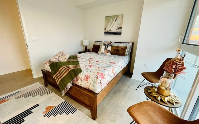 Waterfront York Blvd