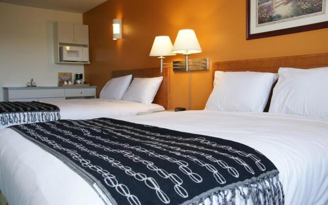 R & R Inn & Suites