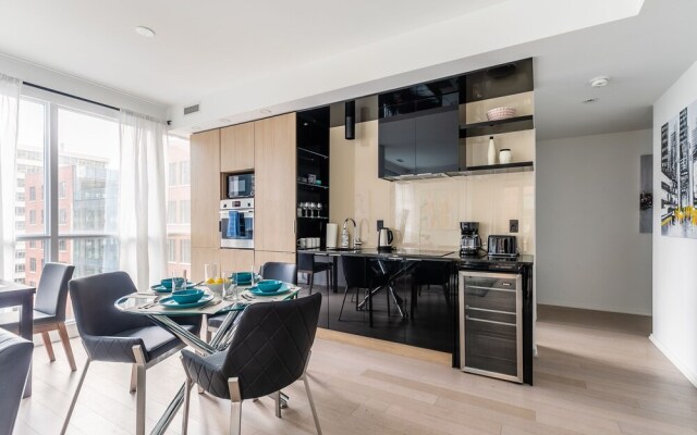 Spectacular Exec 2BR Financial District