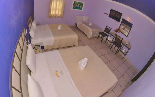 Hotel Plaza Bandera