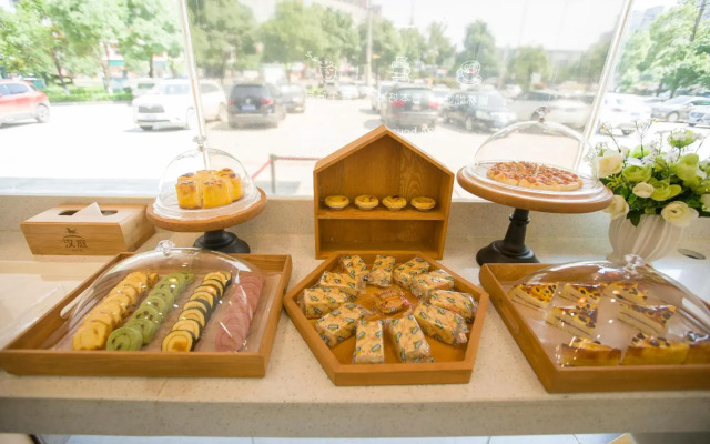 HanTing Hotel (Huaihua Hexi)