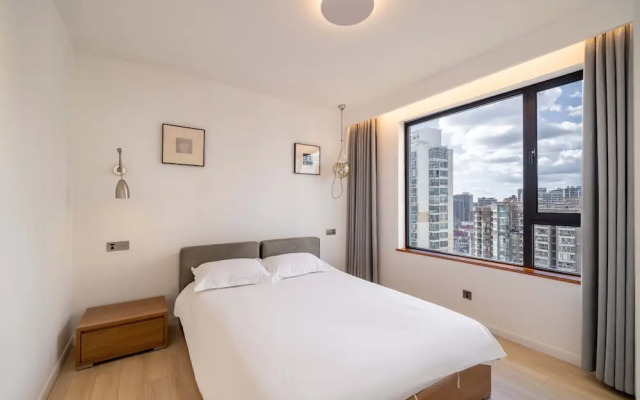 Book and Bed-Jingan Temple