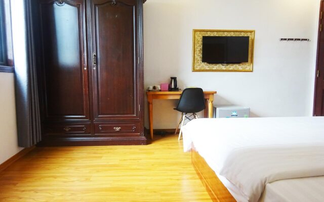Hanoi Discovery II Hotel