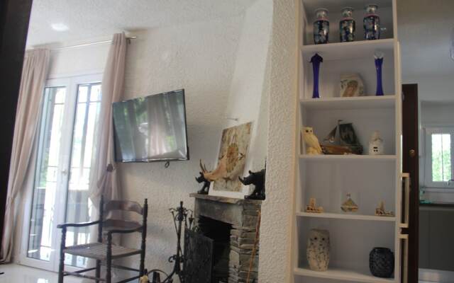 Sani Beach Maisonette