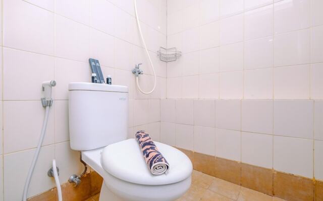 Cozy Living And Modern 2Br Bassura City Apartment