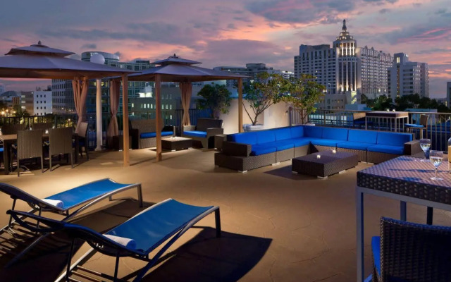 Courtyard by Marriott Miami Beach-South Beach