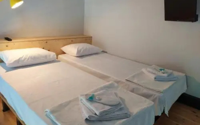 Thess Rooms Georgiou Katechaki 13