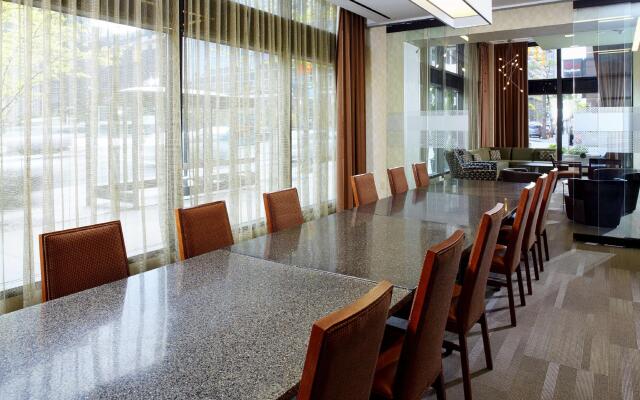 Hampton Inn Cleveland-Downtown