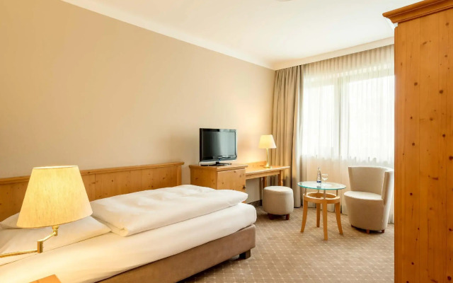 Bauer Hotel & Restaurant