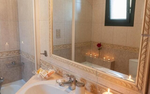 Lithoessa Traditional Rooms