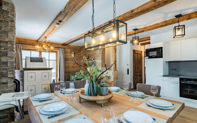 Luxurious Chalet in Katschberghöhe With Balcony