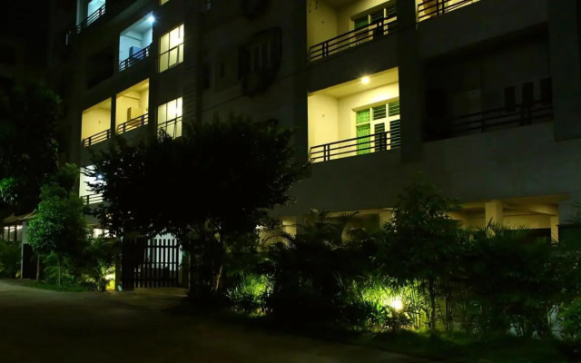 OYO 12459 SilverKey Gachibowli
