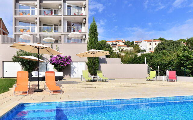 BRETIA apartments & more