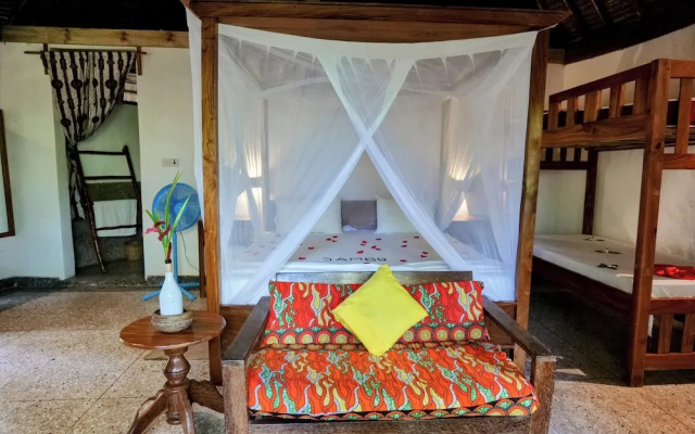 Lala Land Lodge