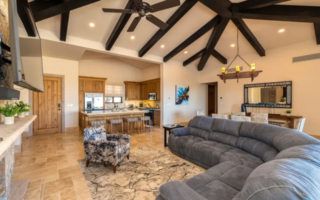 4BD Diamante Spacious Patio and Private Pool