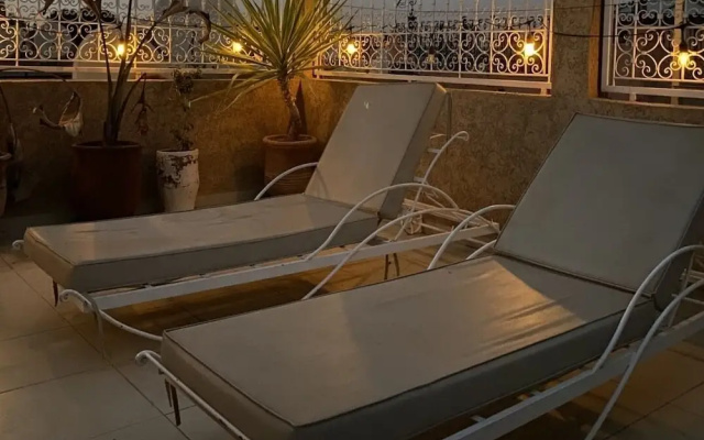 Riad with Outdoor Swimming Pools