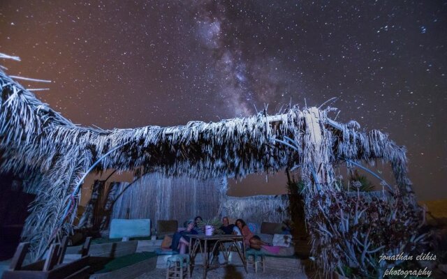 Succah in the Desert