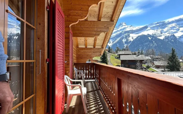 Chalet Edelweiss Stunning Glacier View