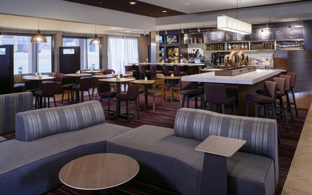 Sonesta Select Kansas City Airport Tiffany Springs