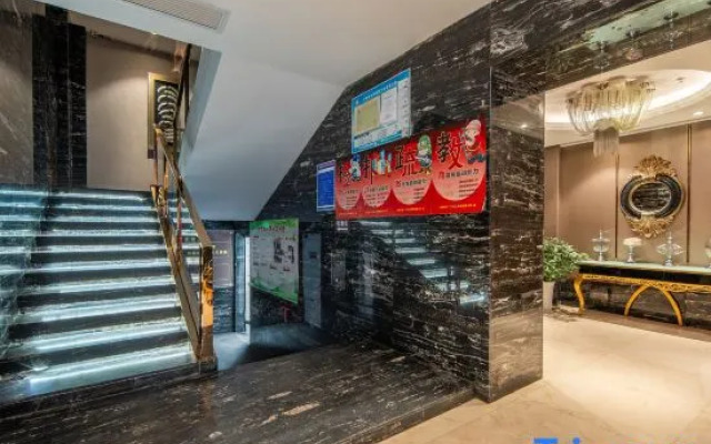 Baiyue Holiday Inn