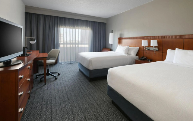 Courtyard by Marriott Dallas Las Colinas