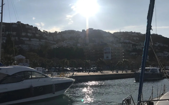 Sant Jordi 1 B in Roses