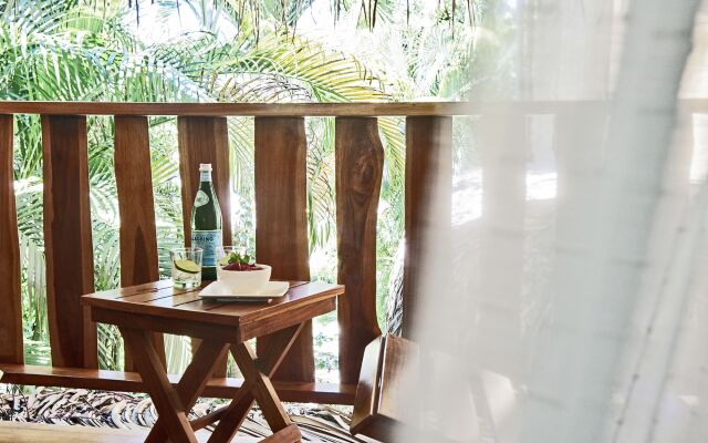 Otro Lado Lodge and Restaurant
