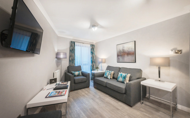 The Knight Residence Apartments by Mansley