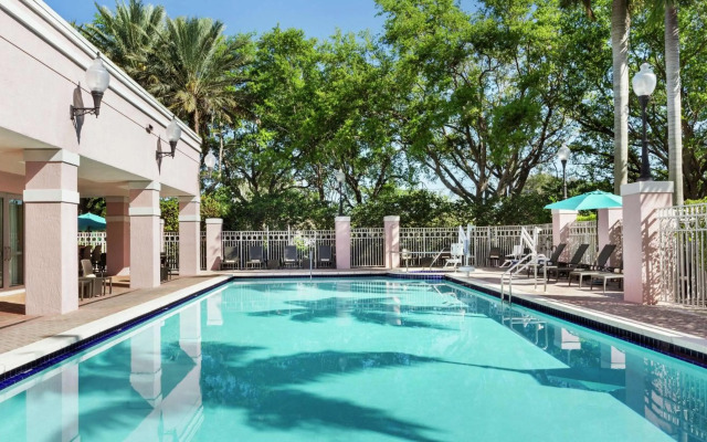 DoubleTree by Hilton Sunrise - Sawgrass Mills