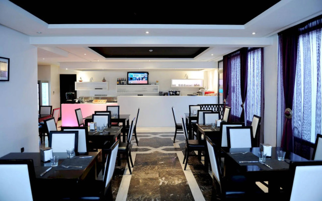 Blue Sea Le Printemps