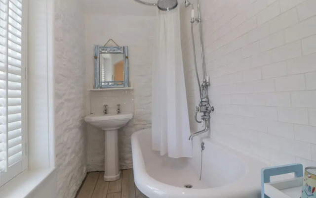 46 Crowthers Hill