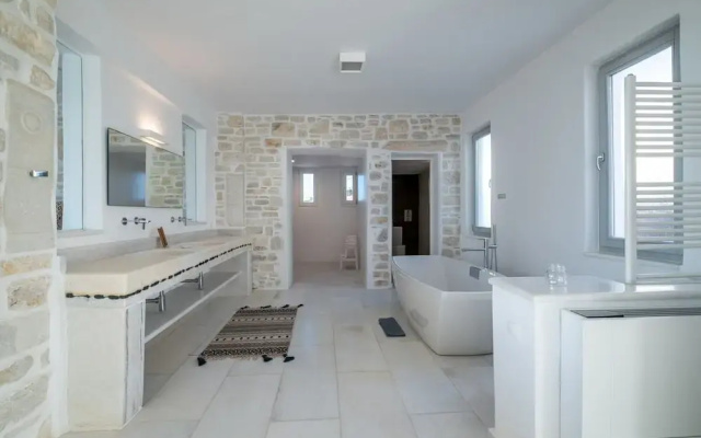 Luxury Villa Aethra -island Living Paros-
