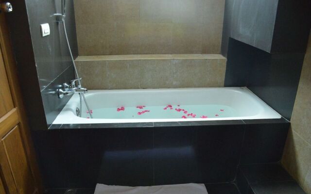 Hotel Pho Sein