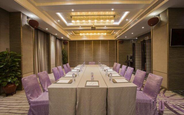 La Perle International Hotel - Free shuttle between hotel and Exhibition Center during Canton Fair & Exhibitor registration Counter