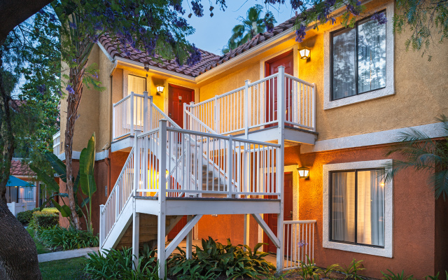 Clementine Hotel & Suites Anaheim
