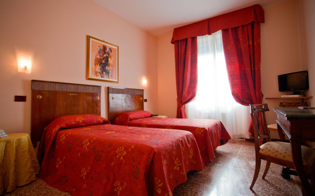 Hotel La Pace