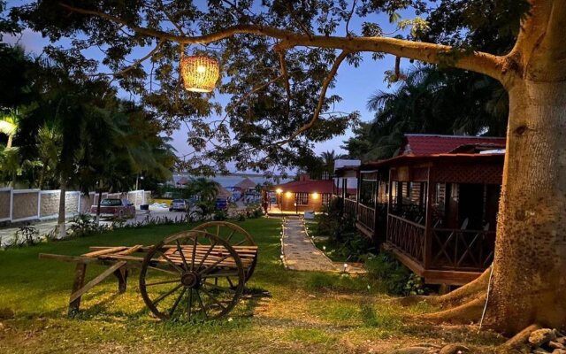 Papitos Bacalar Hotel and Marina