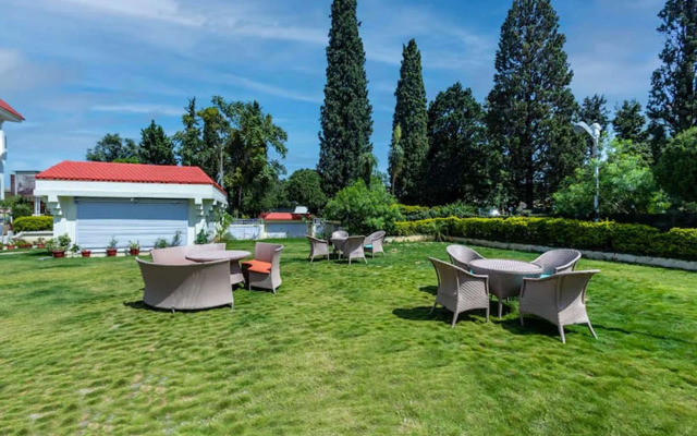 The Vaishnodevi Sarovar Portico