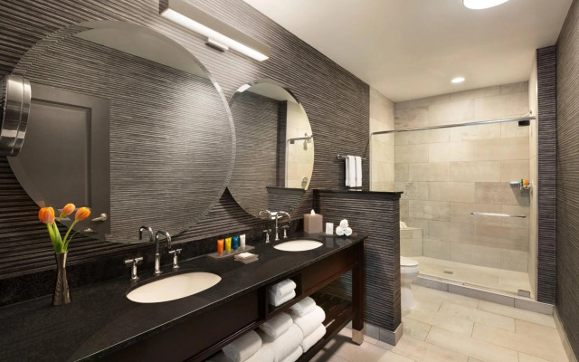 Twelve Downtown, Autograph Collection