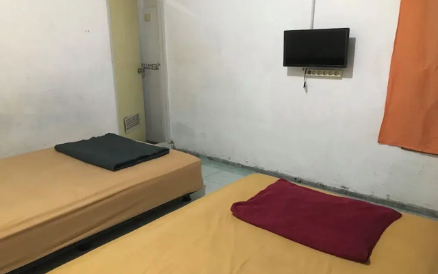 OYO 94320 Homestay Abah Hank Syariah