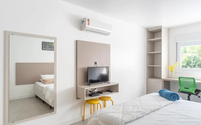 Apartamento impecável Fernando Machado 828