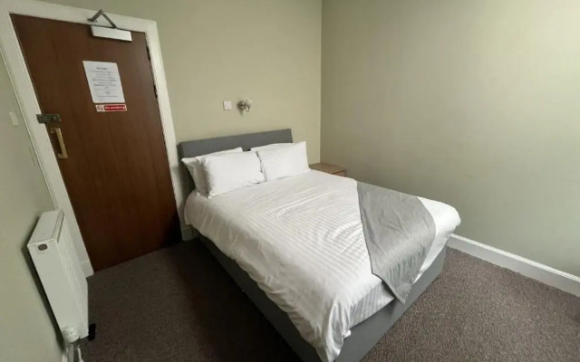 Strathearn Hotel