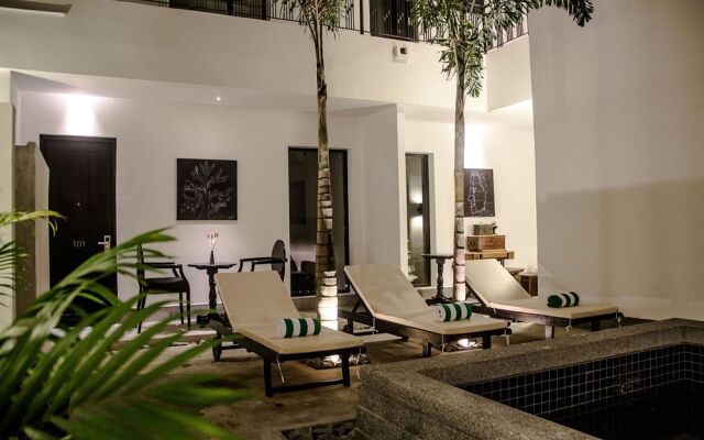 H Hotel Cambodia