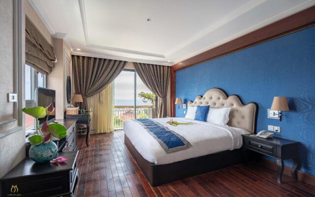 La Maison Boutique Hotel