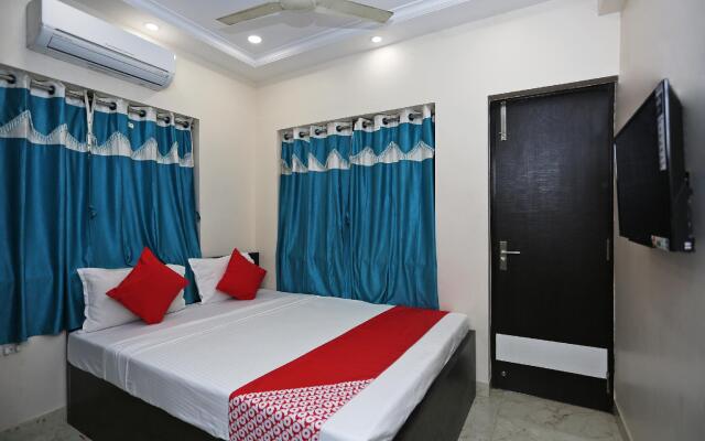 OYO Flagship 13132 Shivaalay Inn