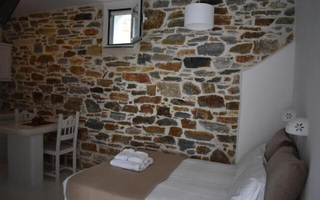 Tinos Peristerionas