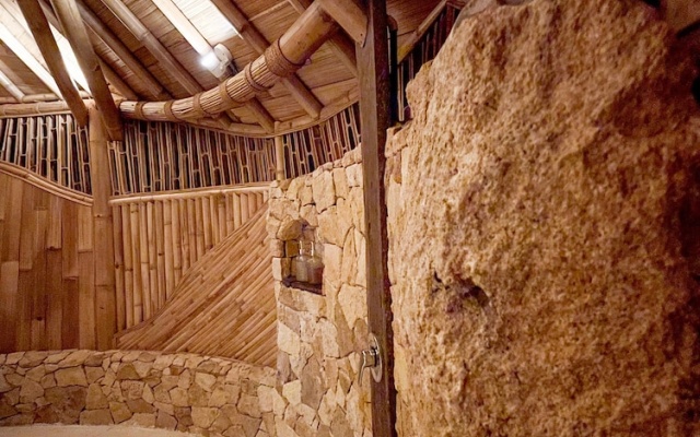 Kalma Bamboo Eco Lodge – Spa – Kuta