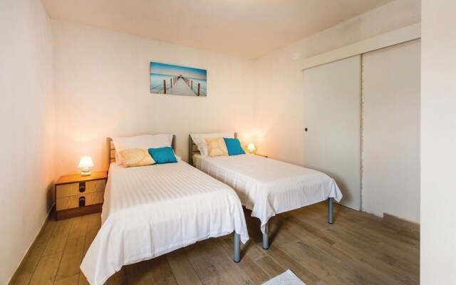 Stunning Home in Ruzici With Wifi and 3 Bedrooms